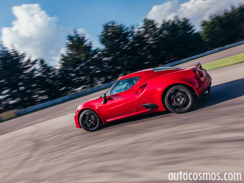 Alfa Romeo 4C 2015