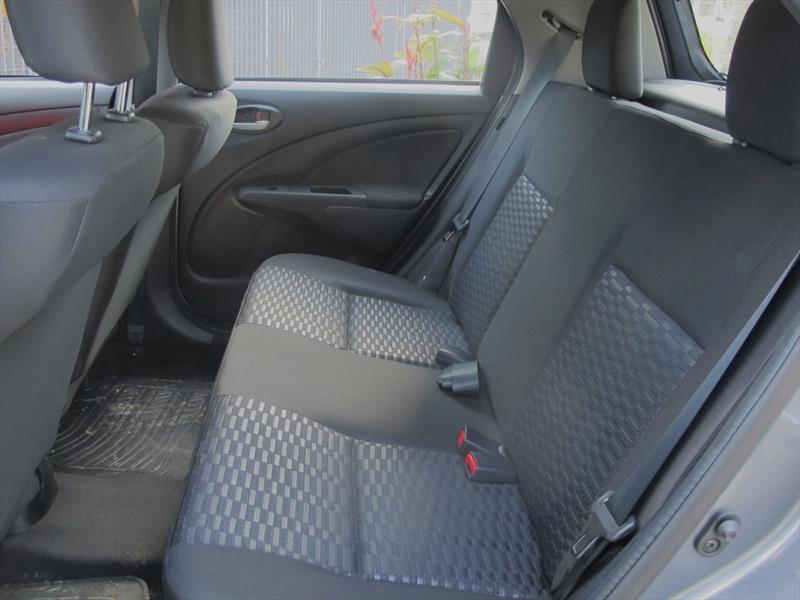Prueba nuevo Toyota Etios