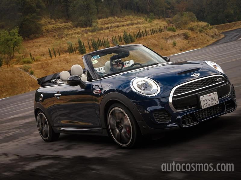 MINI John Cooper Works Convertible 2017