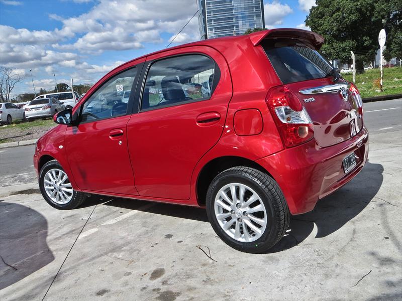 Toyota Etios, primer acercamiento