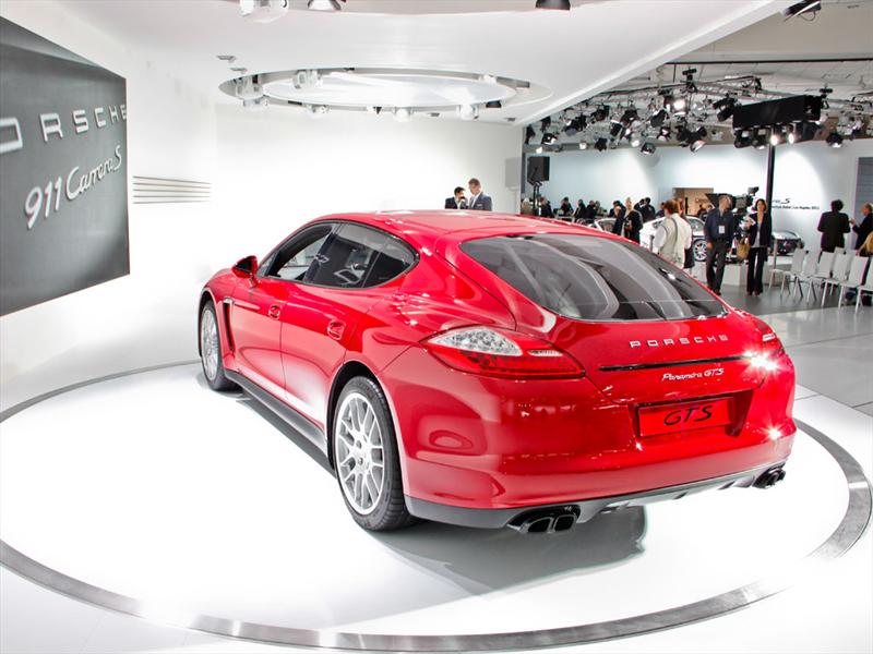 Porsche Panamera GTS 2013 Salón de Los Angeles