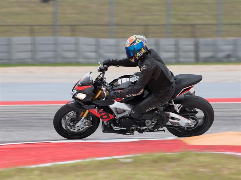 Aprilia Tuono V4 1100 2017