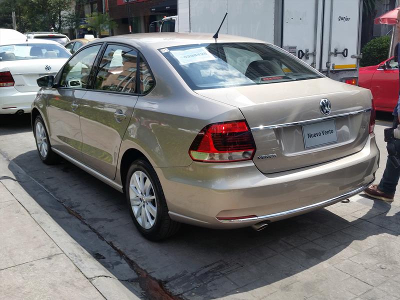 Volkswagen Nuevo Vento 2016