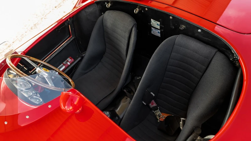 Ferrari 410 Sport Spider by Scaglietti a subasta