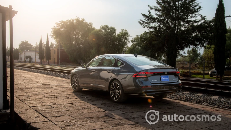 Honda Accord Hybrid 2023 primer contacto en México