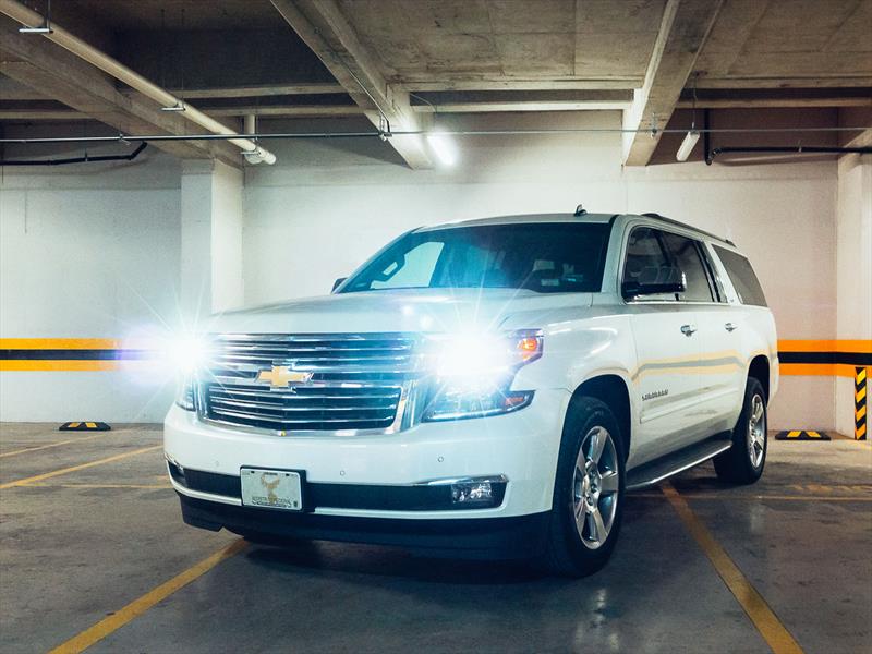 Chevrolet Suburban 2015