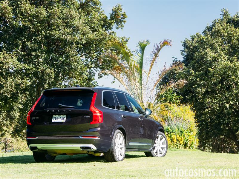 Volvo XC90 2016