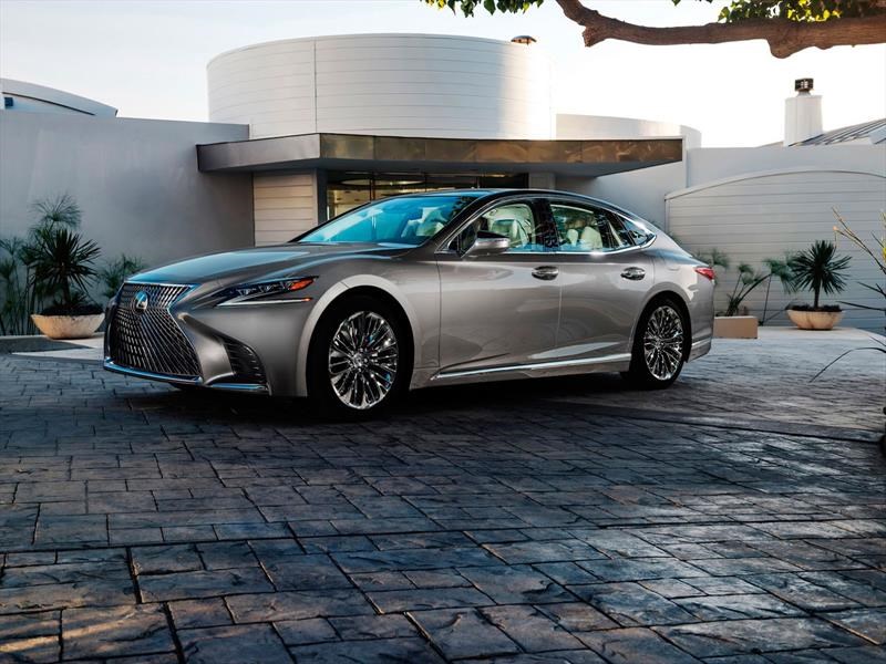 Lexus LS 2018