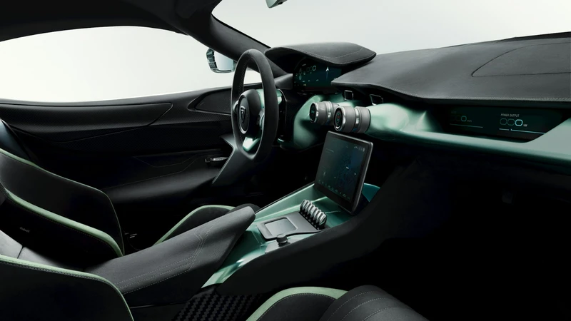 Rimac Nevera R 2025
