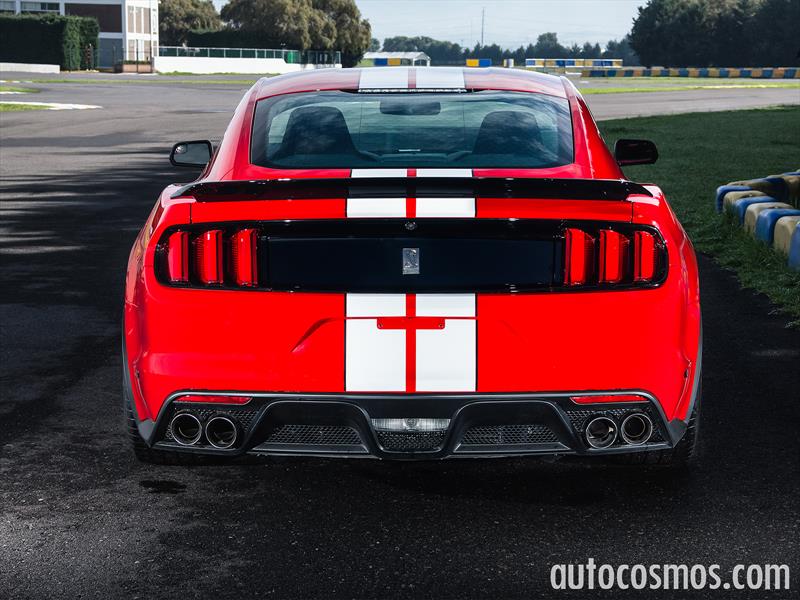 Ford Shelby Mustang GT350 2016