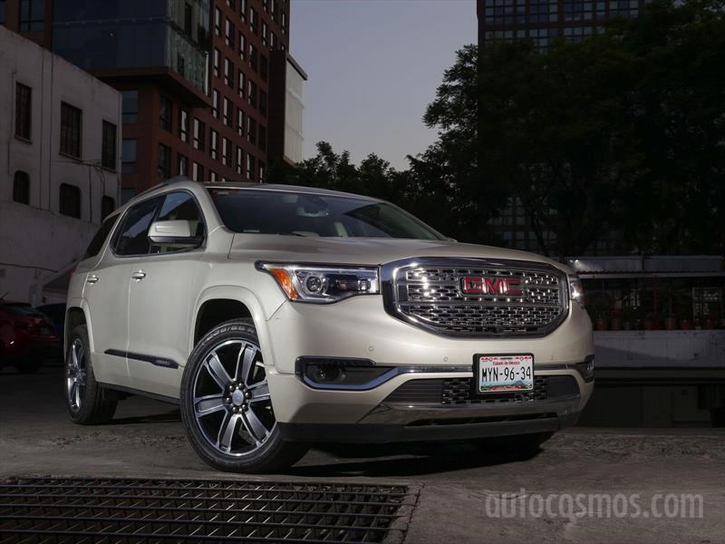 GMC Acadia 2017