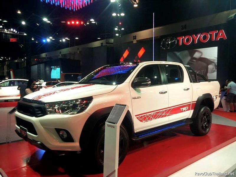 Toyota Hilux TRD Sports