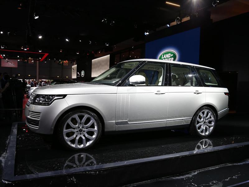 Land Rover nueva Range Rover debuta en París 2012