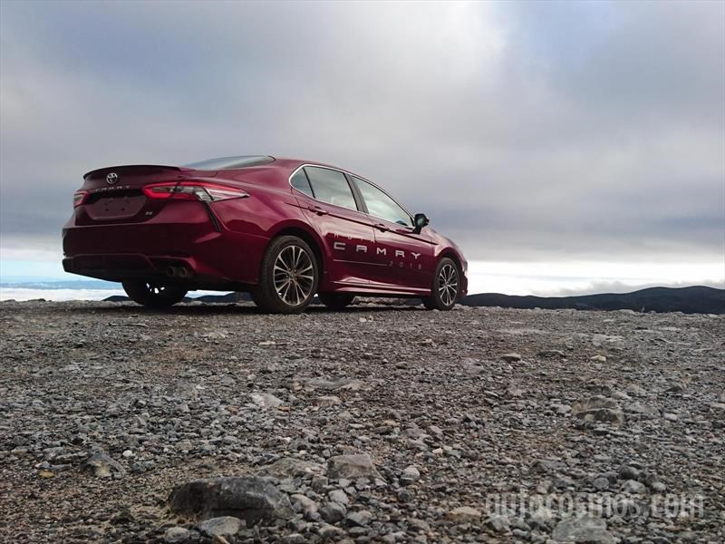 Toyota Camry 2018
