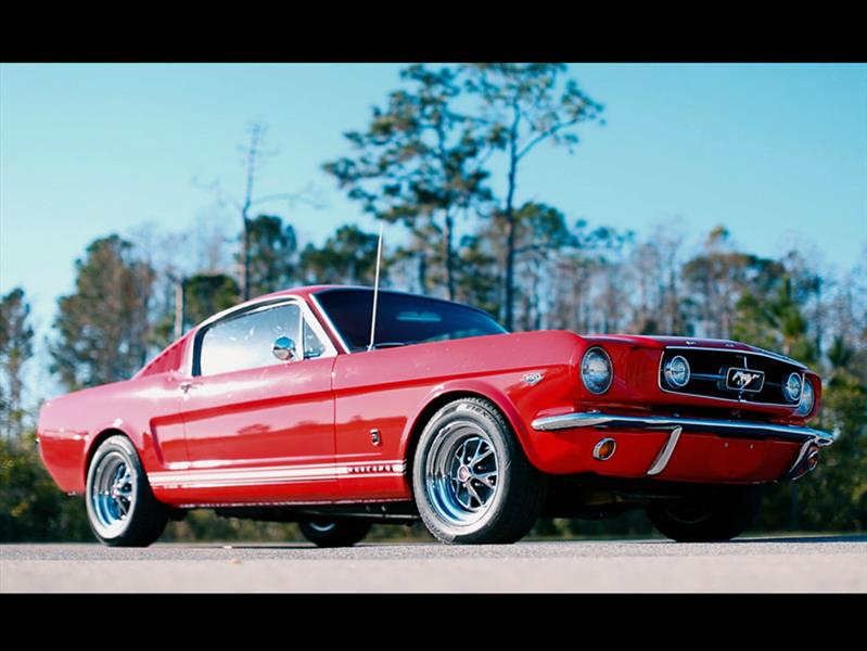 Mustang por Revology Cars