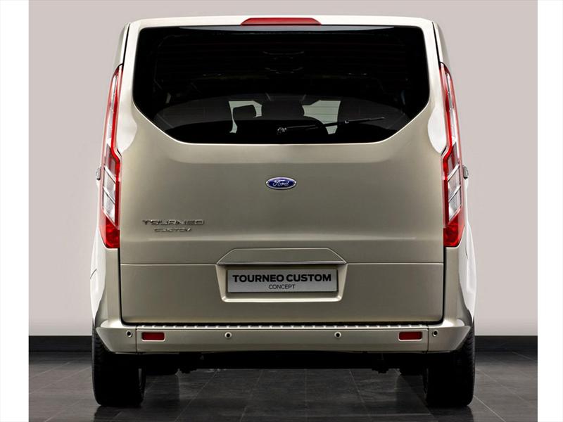 Ford Turneo Custom Concept