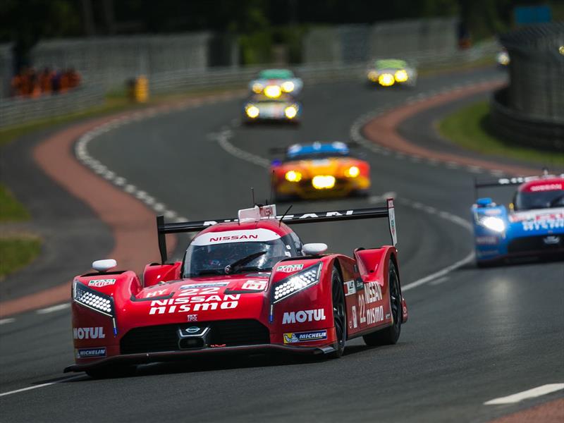 GT-R LM NISMO fuera de Le Mans