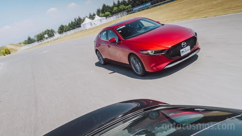 Mazda3 Sedán vs Mazda3 Hatchback