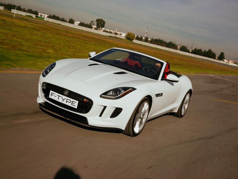 Jaguar F-Type 2014