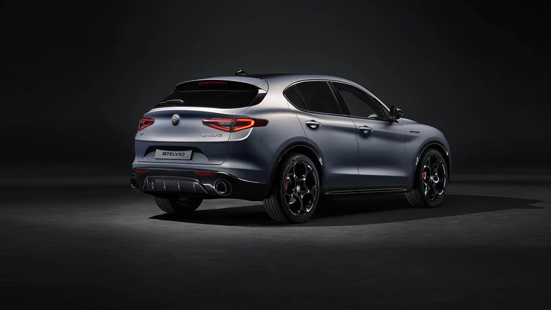 Alfa Romeo Stelvio 2023