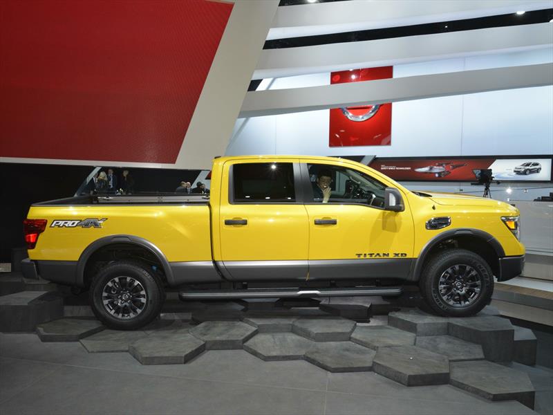 Nissan Titan 2016