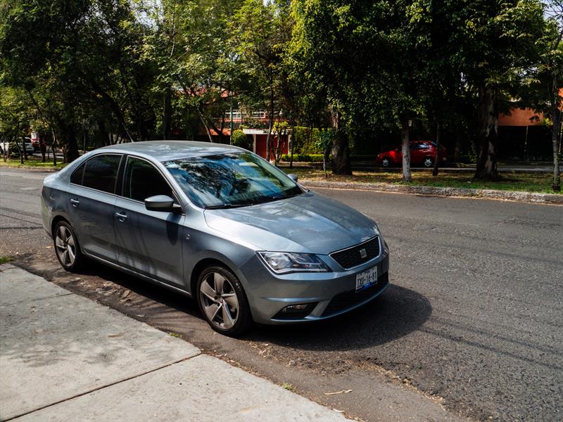 Prueba de consumo en ciudad SEAT Toledo 2014