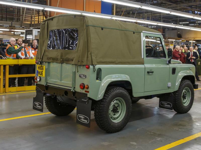 Land Rover Defender dice adiós