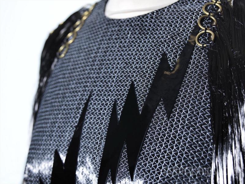 Carbon Dress, el vestido inspirado en el BMW i8