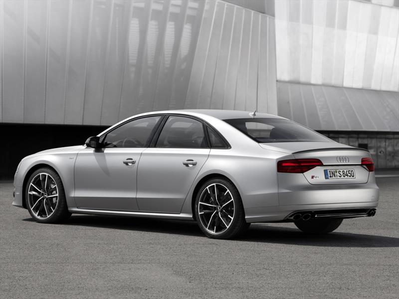 Audi S8 Plus