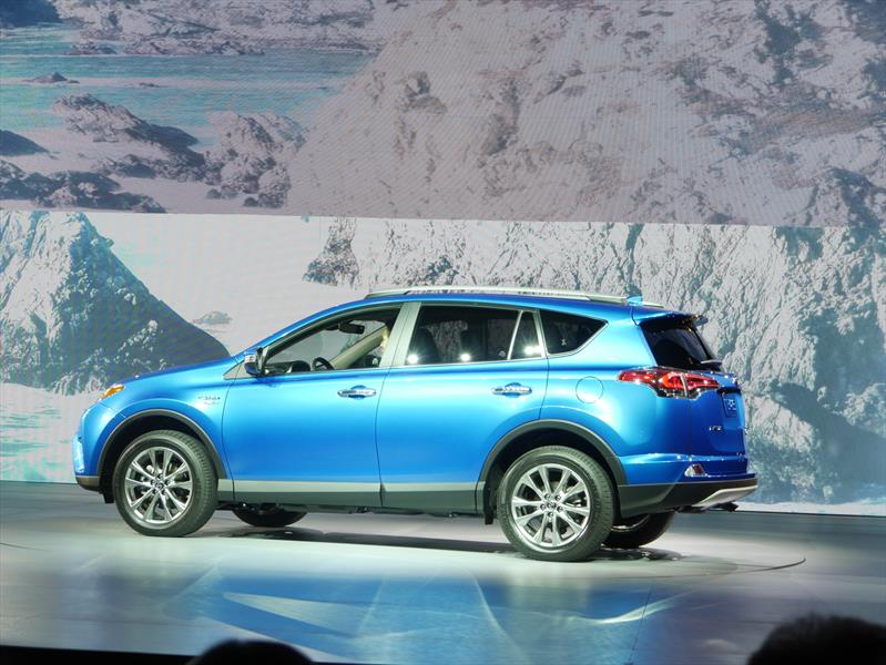 Toyota RAV4 Hybrid 2016
