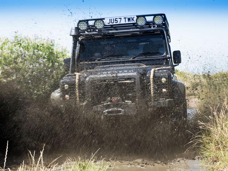 Spectre Edition Land Rover Defender 90