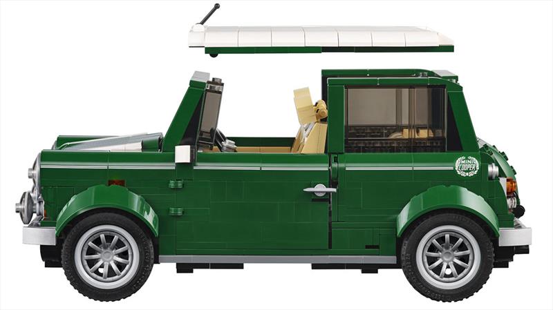 Mini Cooper creado por Lego