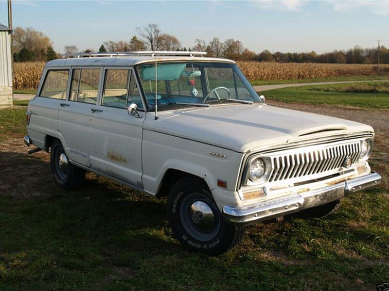 Jeep Wagoneer
