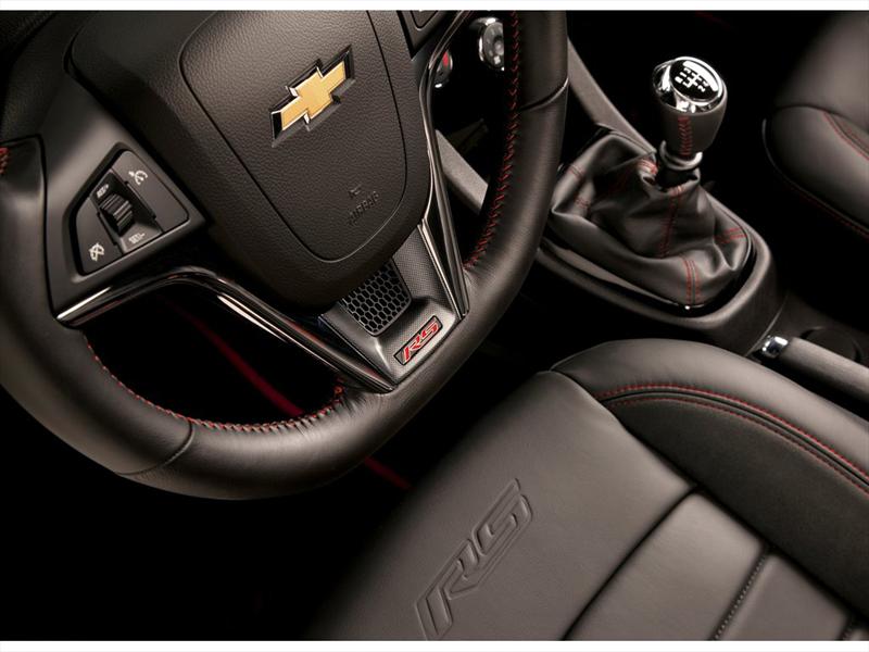 Chevrolet Sonic RS 2013