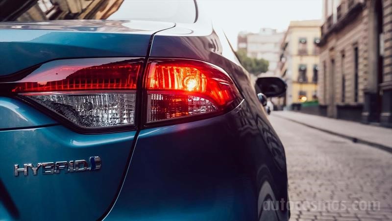 Toyota Corolla Híbrido 2020