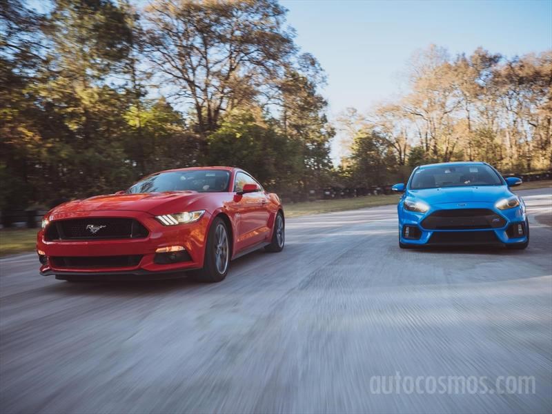 Ford Mustang GT vs Ford Focus RS