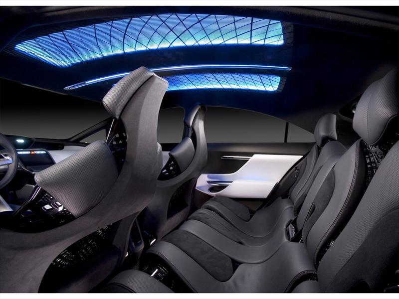 Toyota NS4 Advanced Plug-in Hybrid Concept