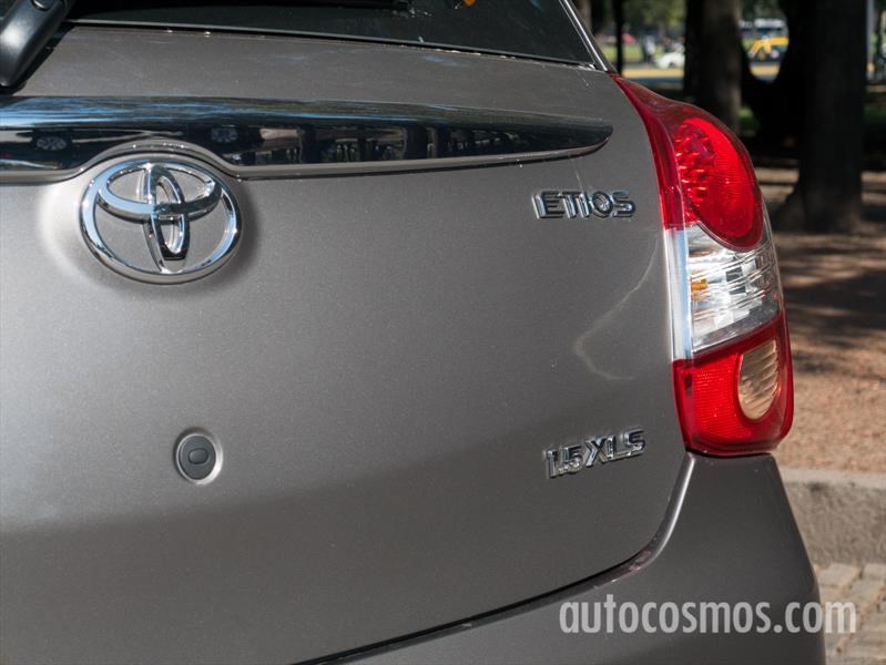 Toyota Etios Automático a prueba