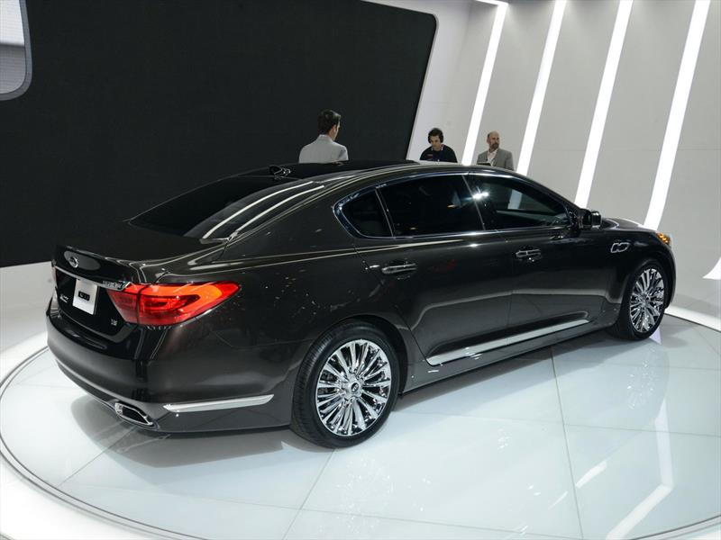 Kia K900, ingresando a la alta gama