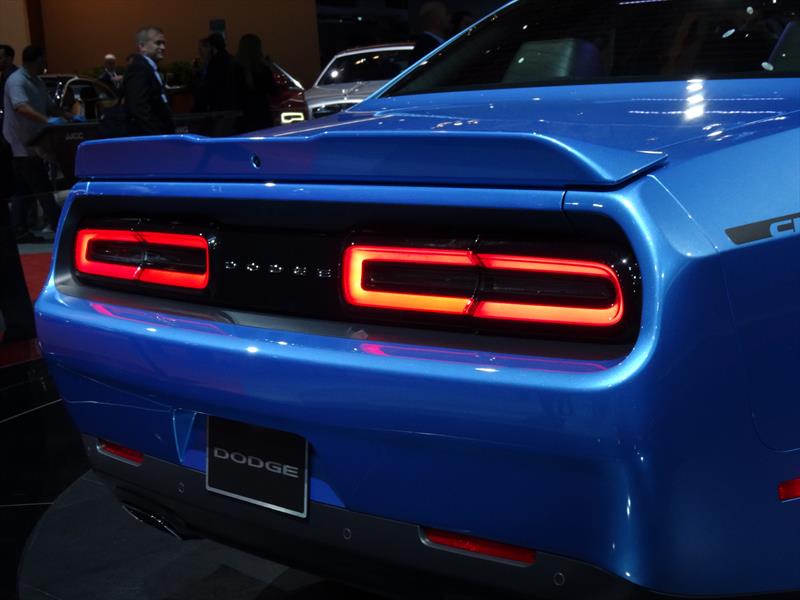Dodge Challenger 2015 se presenta