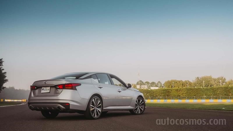 Nissan Altima 2019