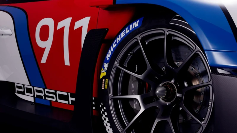 Porsche 911 GT3 R Rennsport
