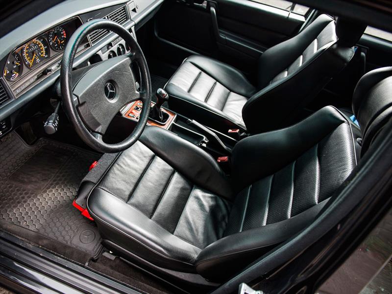 Mercedes-Benz 190 E 2.5-16 Evolution II