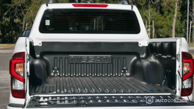 Test Drive Nissan frontier 2022 Platinum