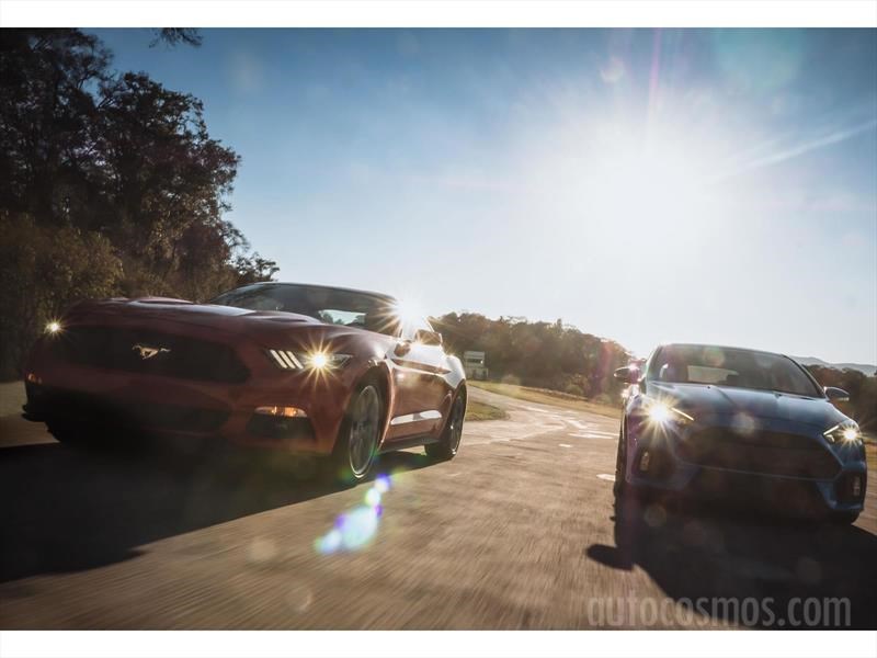 Ford Mustang GT vs Ford Focus RS