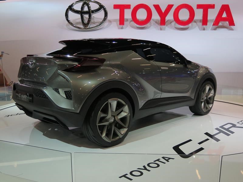 Toyota en el Salón de San Pablo 2016
