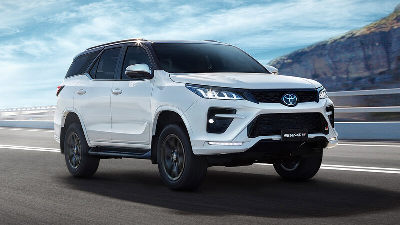 Toyota Fortuner GR-S