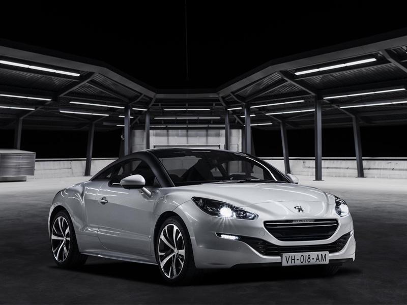 Peugeot RCZ 2013 en París