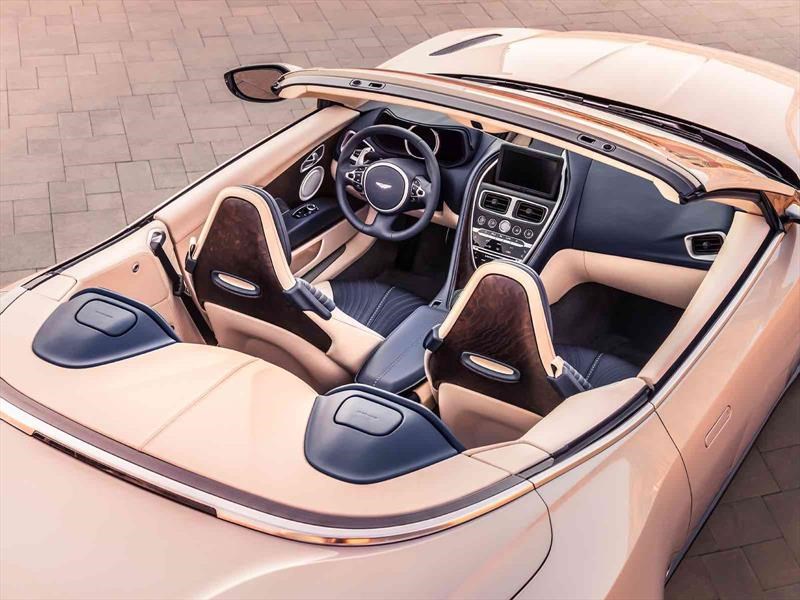 Aston Martin DB11 Volante