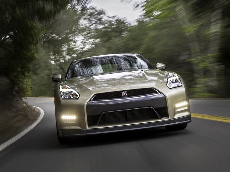 Nissan GT-R 45th Anniversary Gold Edition